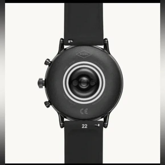 NIB Fossil Gen 5 4mm Black Silicone Black Smartwatch - FTW4025